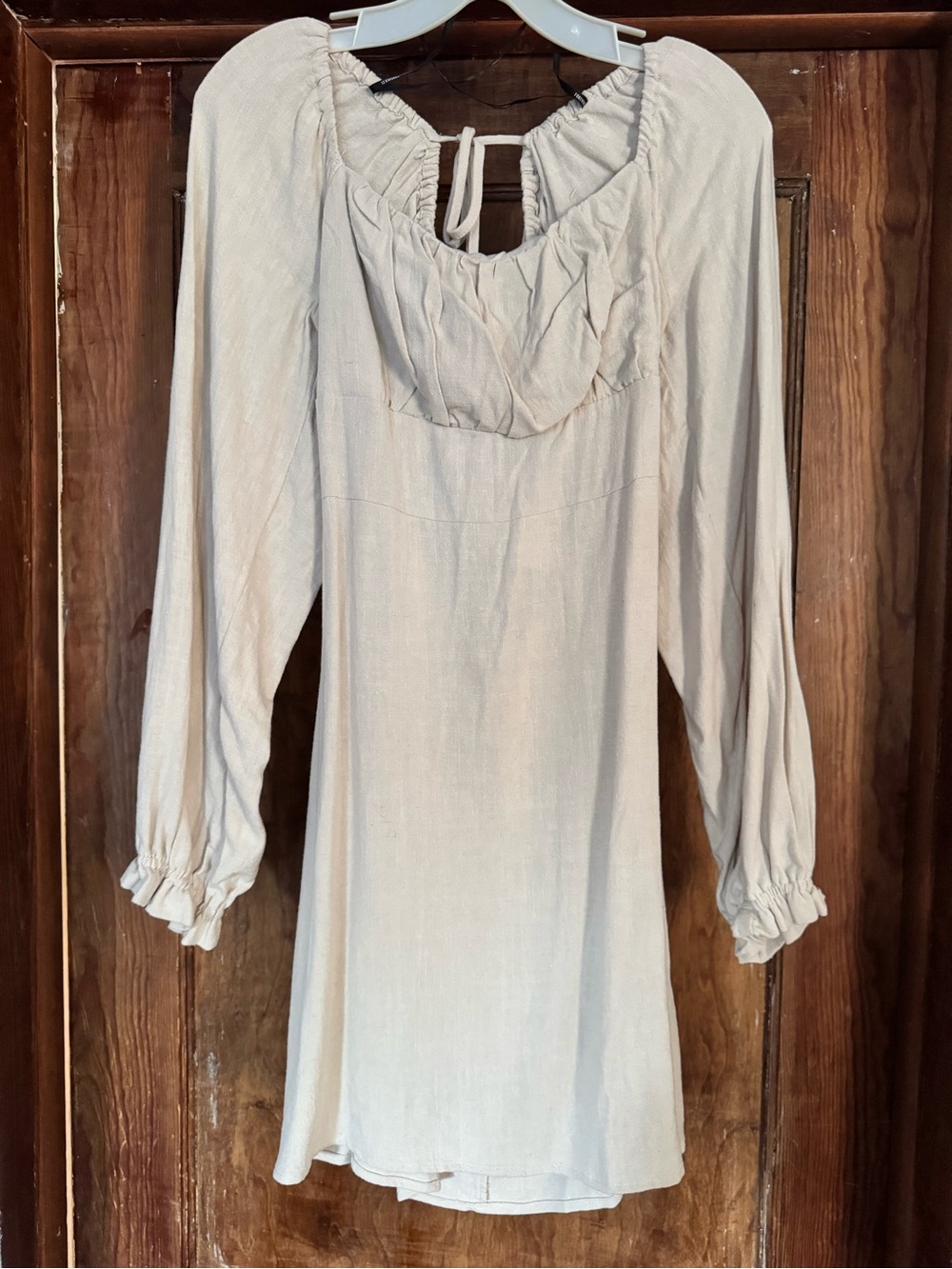 Forever 21 Women's Cream Long-Sleeve Dress with cut-out detail in back NWT